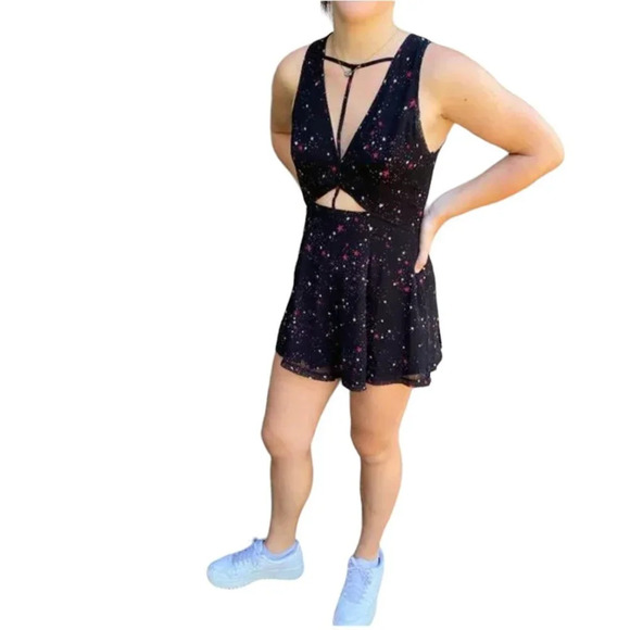 NORDSTROM LUSH Neck Detail Sheer Romper Onesie - size S - Picture 1 of 4